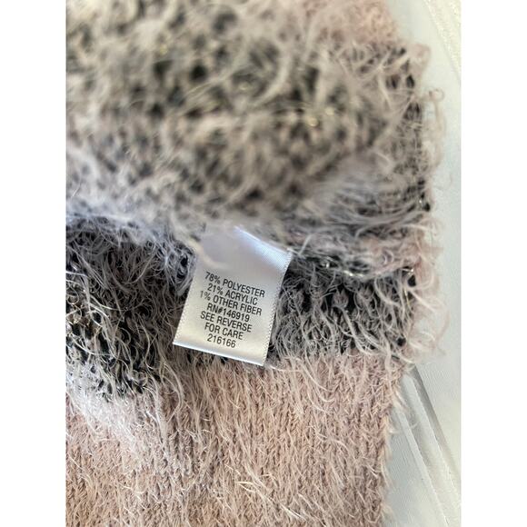 Candie's Blush Pink Cheetah Print High Neck Fuzzy Sweater Soft Size Womens Small - Picture 3 of 7